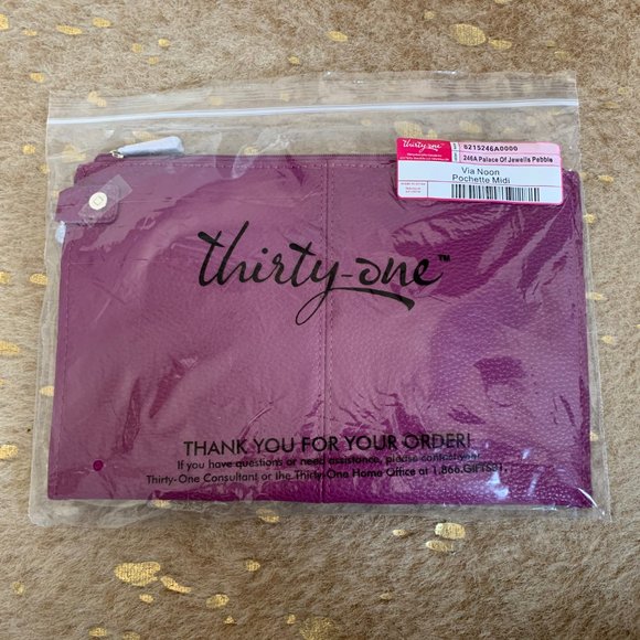 Palace of Jewells Pebble Wristlet Clutch NWT - Picture 3 of 9